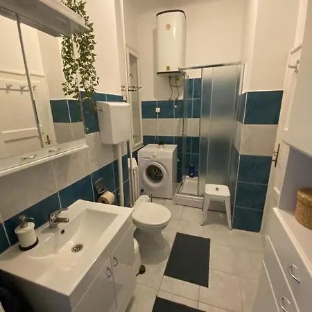Flora Apartment Νόβι Σαντ Εξωτερικό φωτογραφία